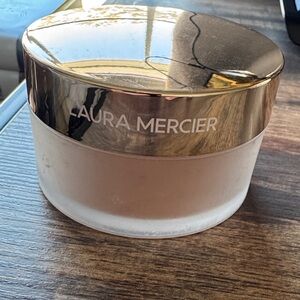 Laura Mercier Translucent Loose Setting Powder - HONEY STAR 💫